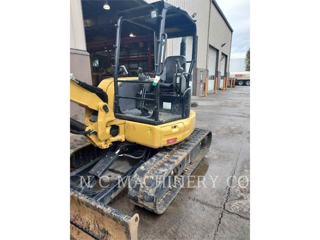 CAT 305.5E2CRN حفارات زحافة