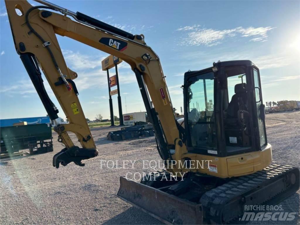 CAT 305.5E2LC حفارات زحافة