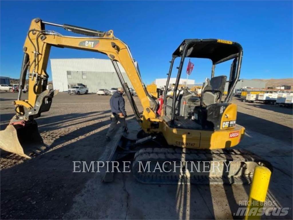 CAT 305.5E2ORT حفارات زحافة