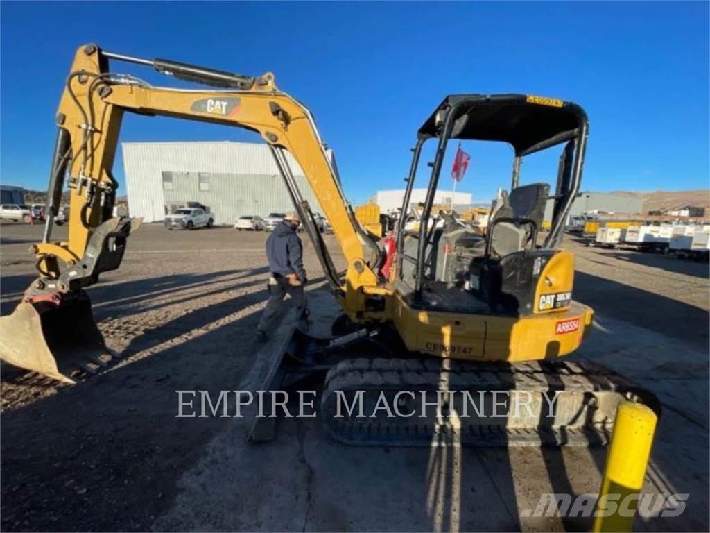 CAT 305.5E2ORT حفارات زحافة