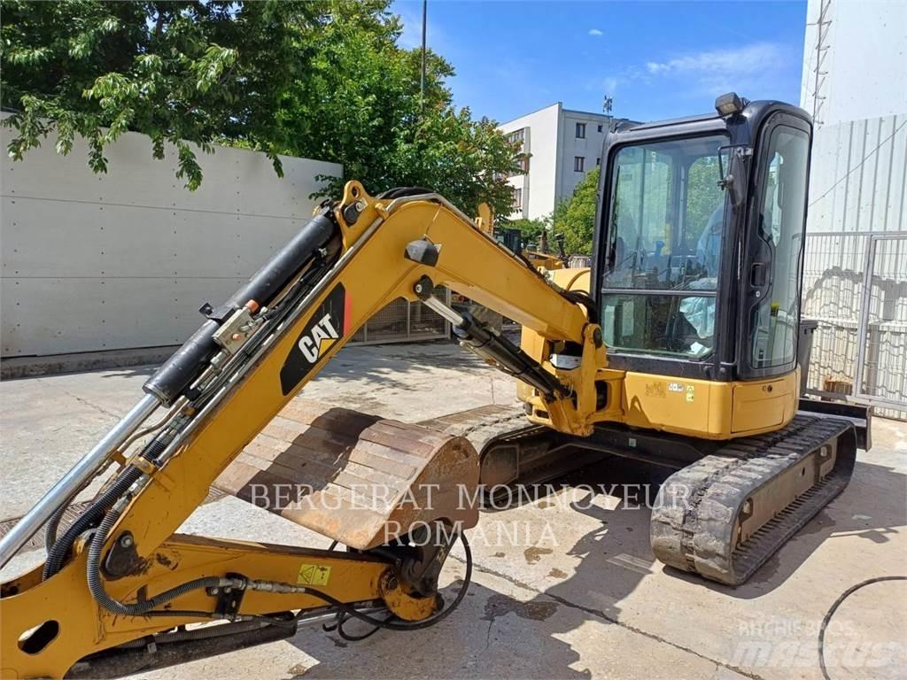 CAT 305.5ECR حفارات زحافة