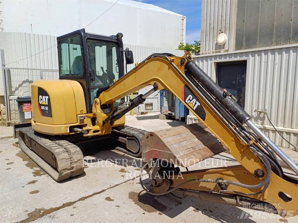 CAT 305.5ECR حفارات زحافة