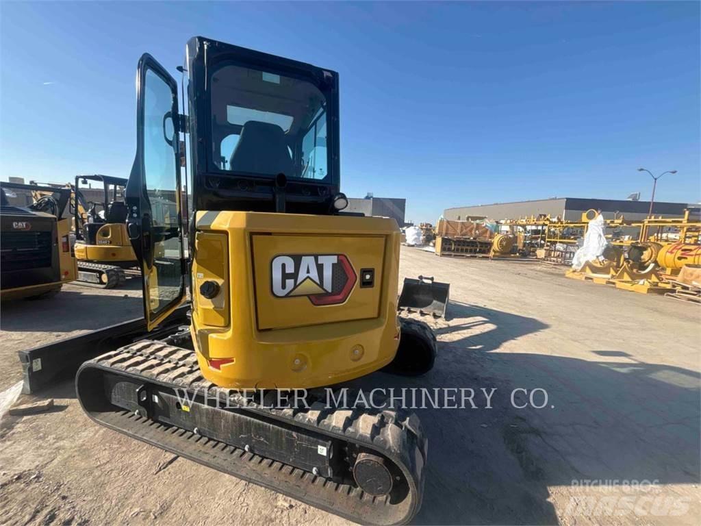 CAT 305 C3 TAQ حفارات زحافة