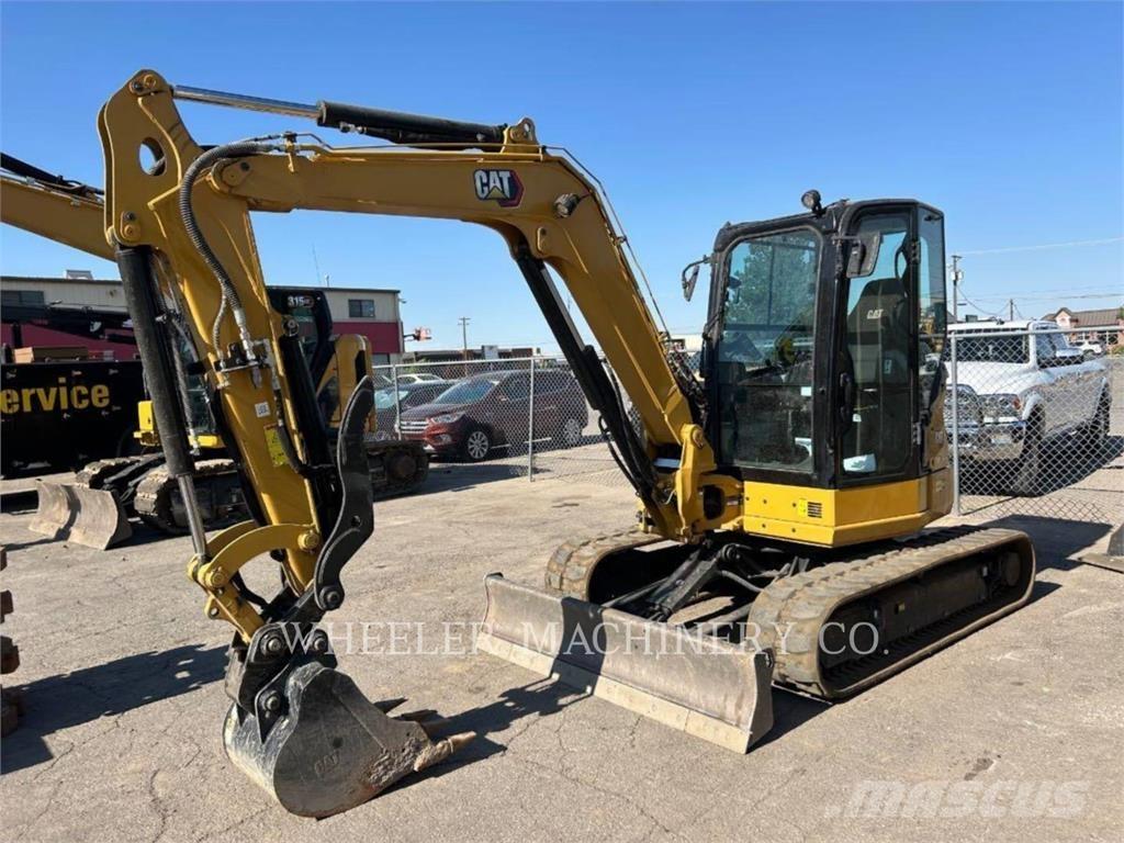 CAT 305 C3 THQ حفارات زحافة
