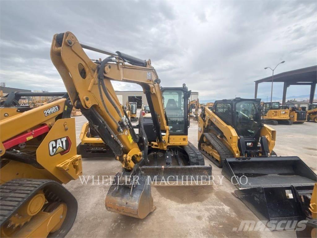 CAT 305 C3 THQ حفارات زحافة