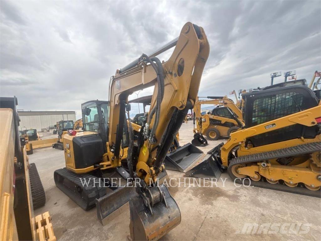 CAT 305 C3 THQ حفارات زحافة