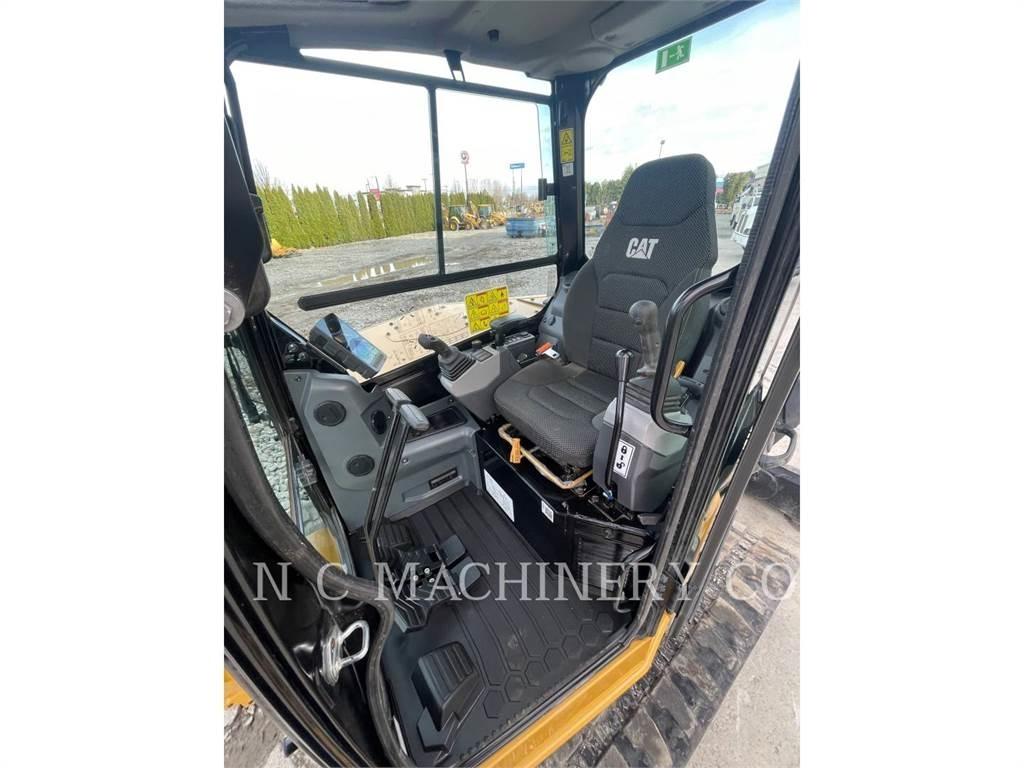 CAT 305 CRCB حفارات زحافة