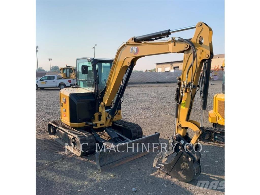 CAT 305 CRCB حفارات زحافة