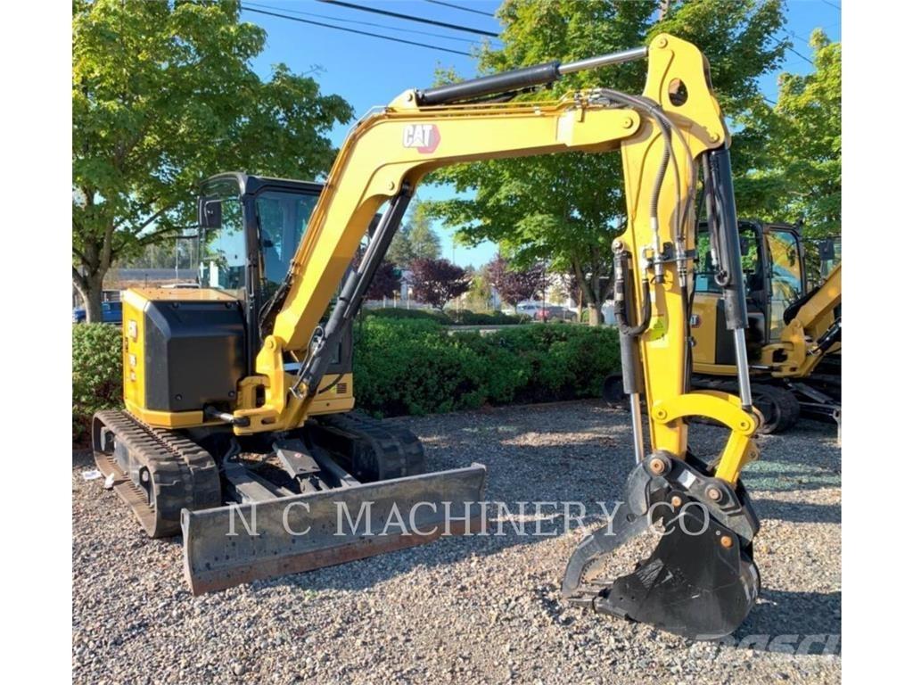 CAT 305 CRCB حفارات زحافة