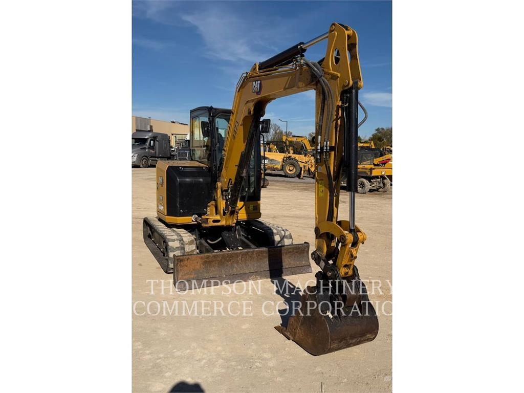 CAT 30507CR حفارات زحافة