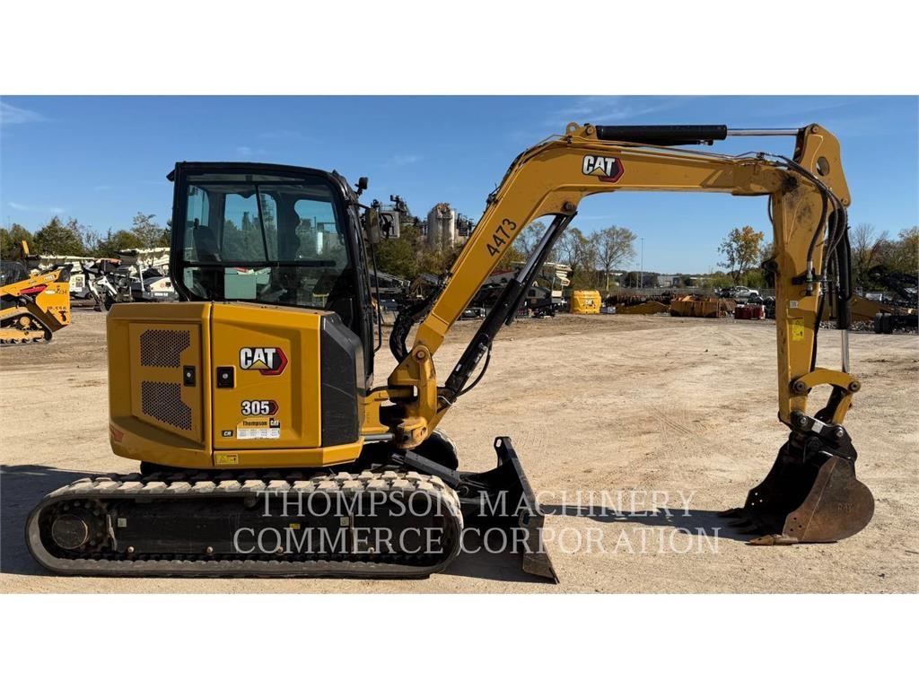 CAT 30507CR حفارات زحافة