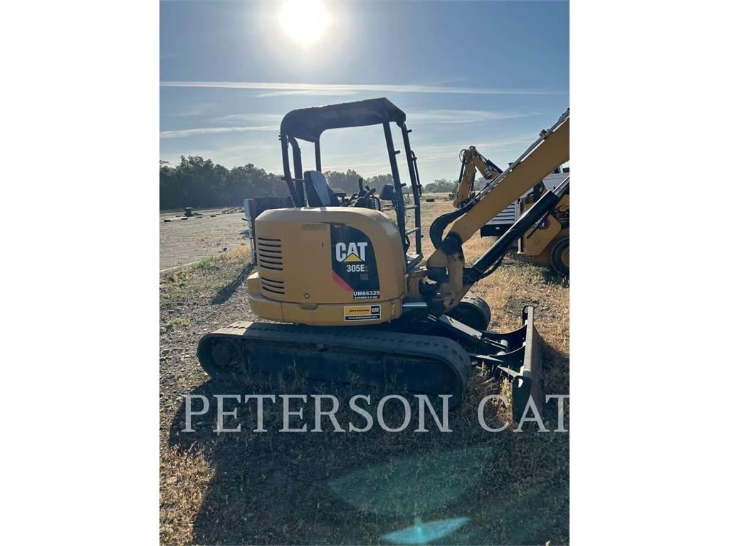 CAT 305E2 حفارات زحافة