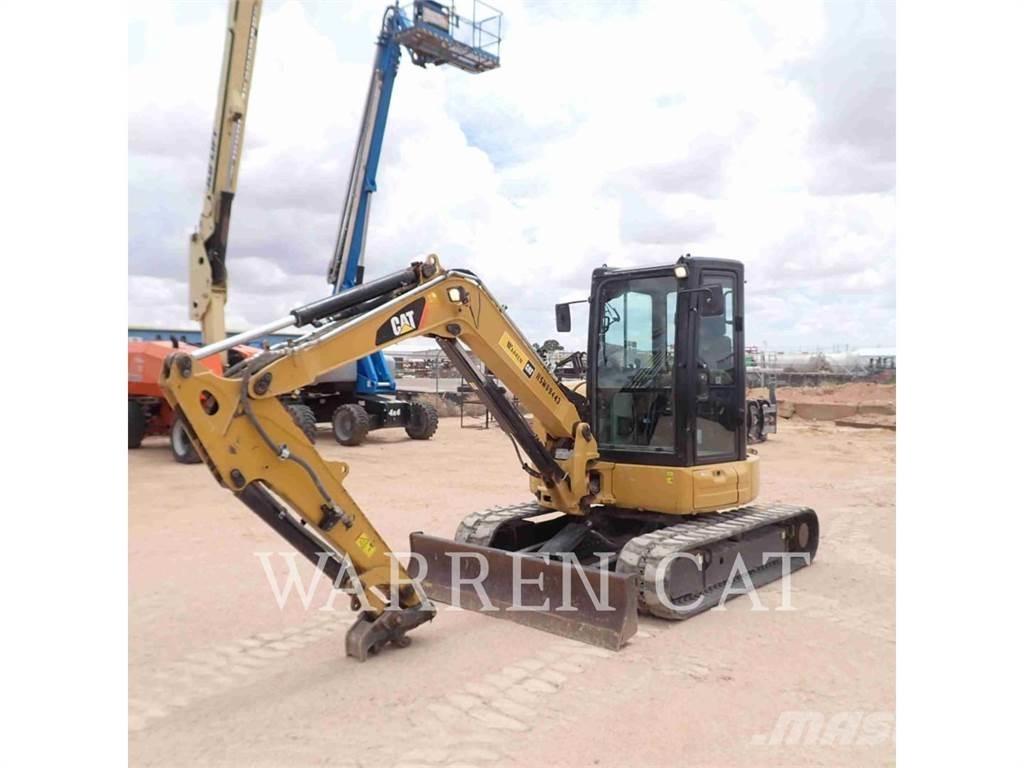 CAT 305E2 حفارات زحافة