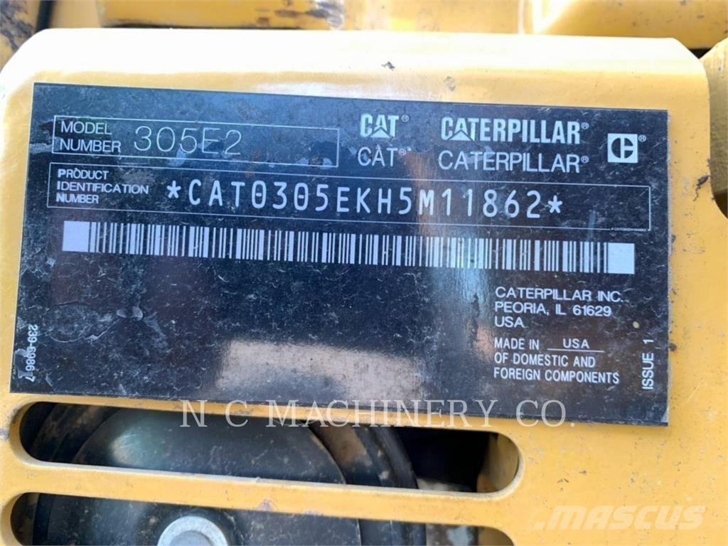 CAT 305E2 CRCB حفارات زحافة