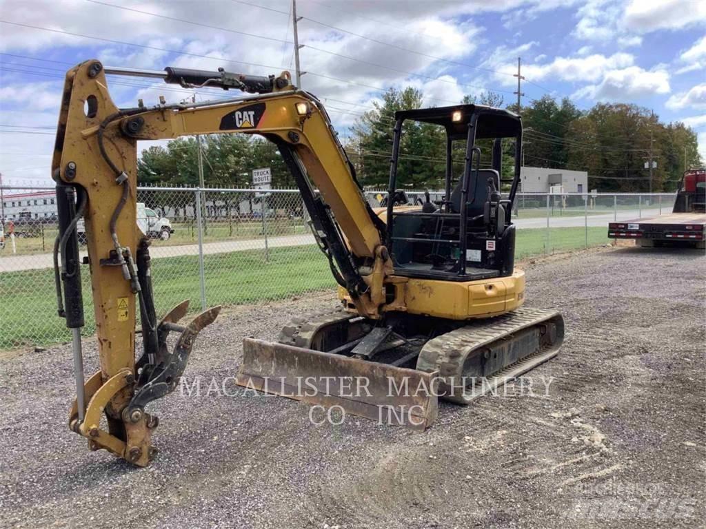 CAT 305E2CR حفارات زحافة
