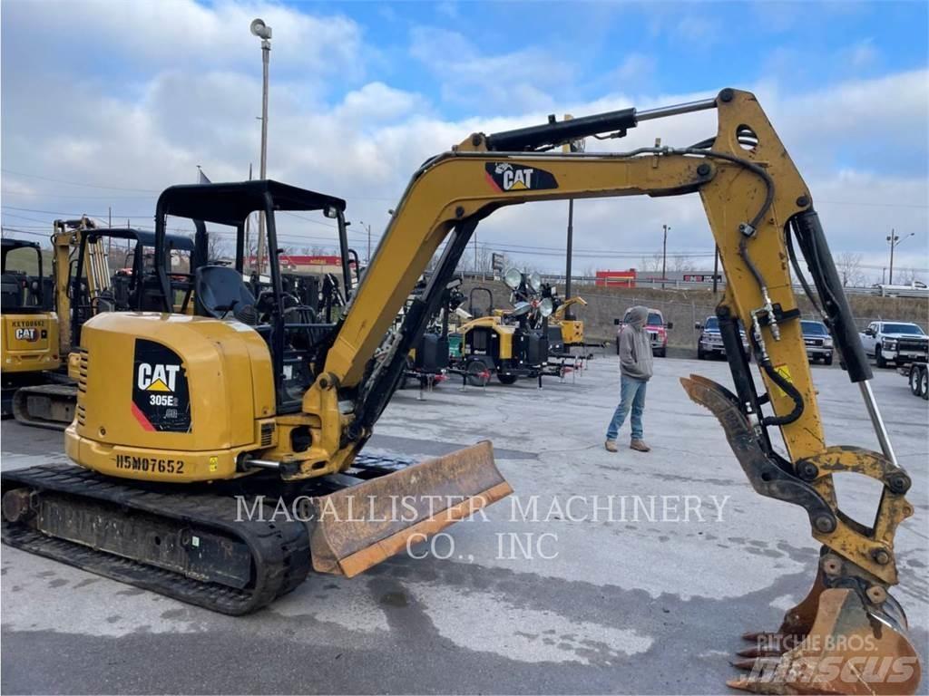 CAT 305E2CR حفارات زحافة