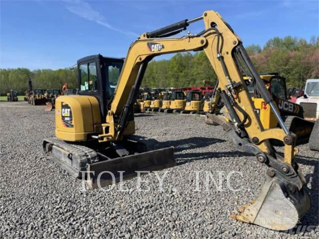 CAT 305E2CR حفارات زحافة