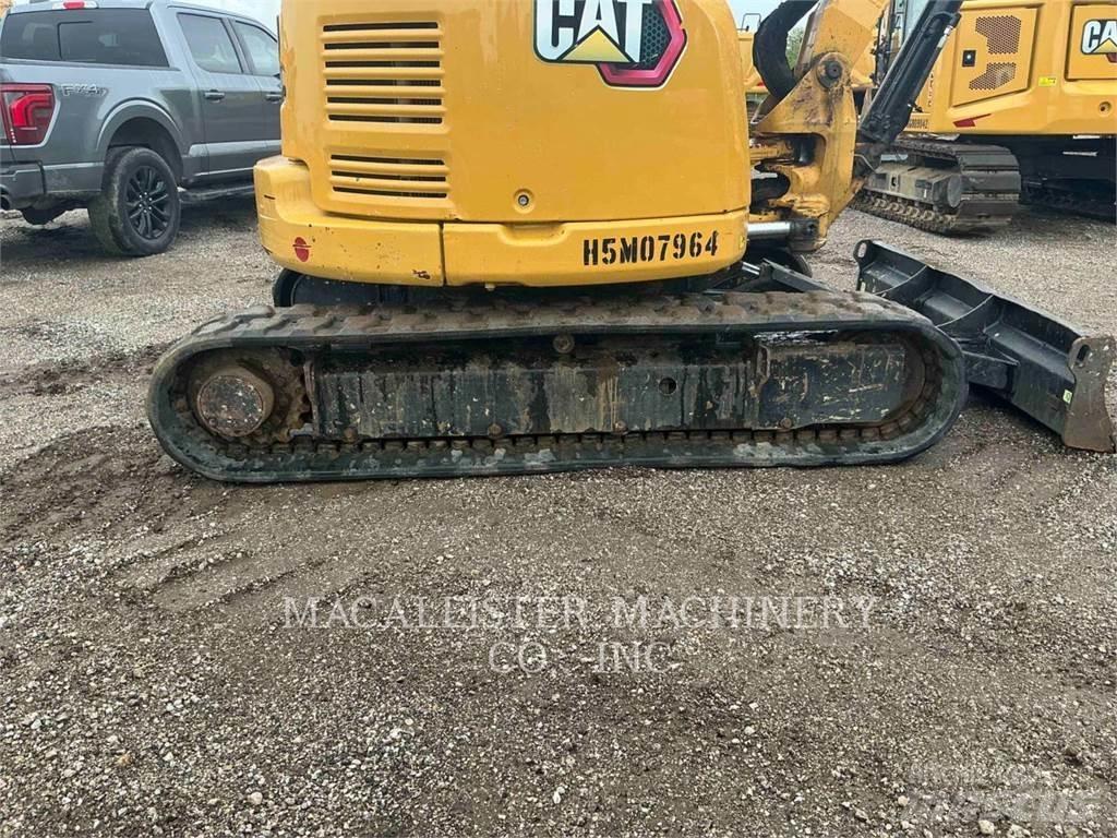 CAT 305E2CR حفارات زحافة