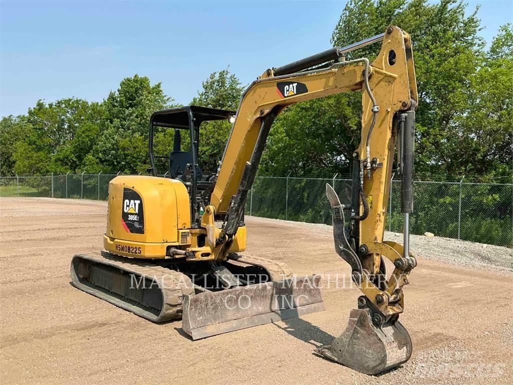 CAT 305E2CR حفارات زحافة
