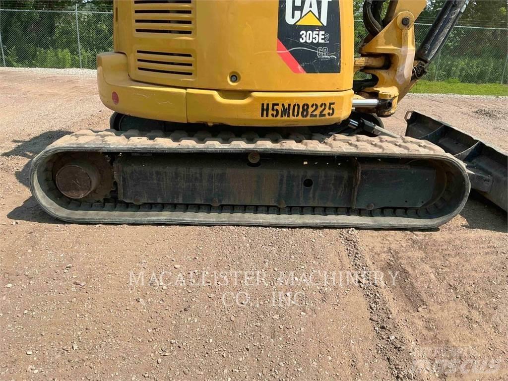 CAT 305E2CR حفارات زحافة