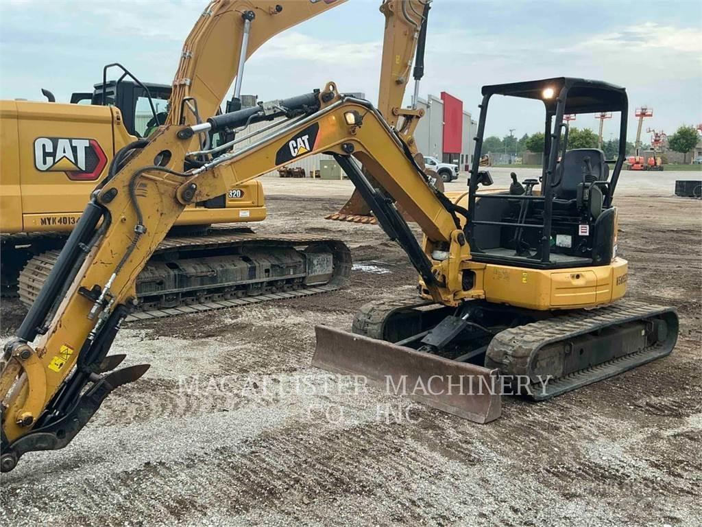 CAT 305E2CR حفارات زحافة