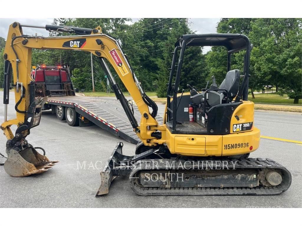 CAT 305E2CR حفارات زحافة