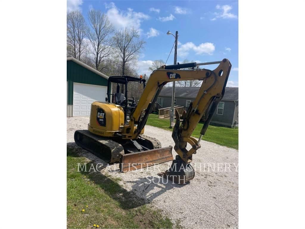CAT 305E2CR حفارات زحافة