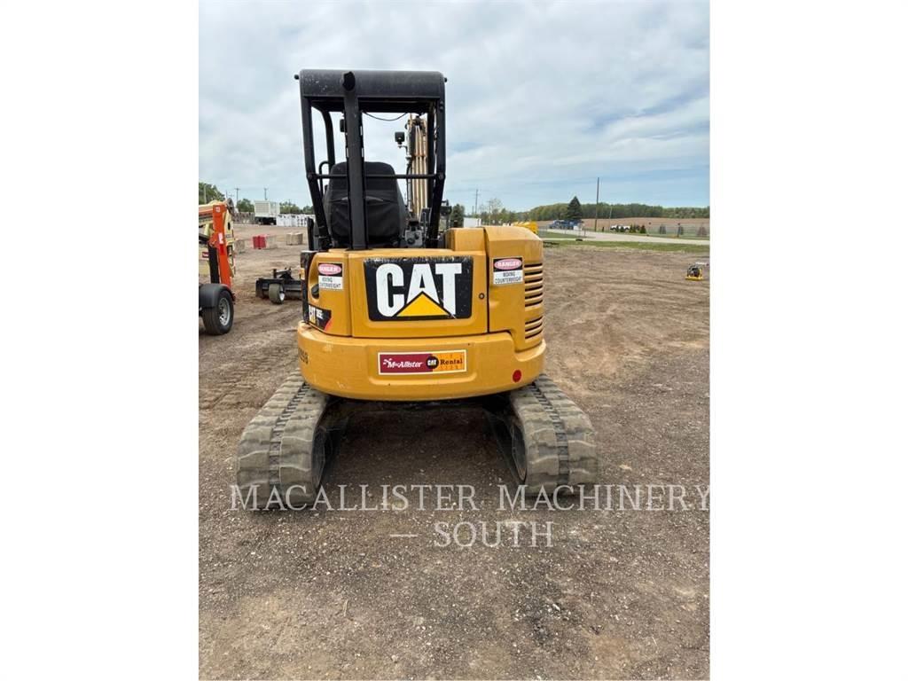 CAT 305E2CR حفارات زحافة