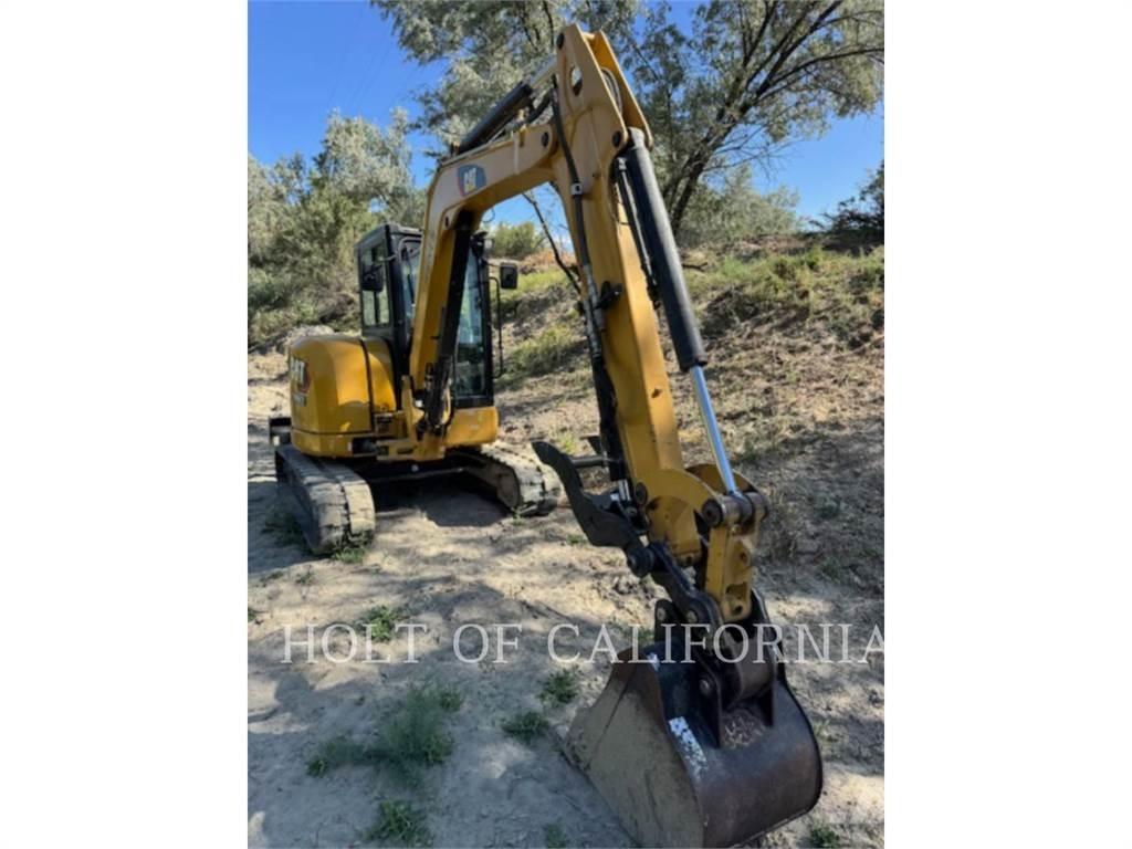 CAT 305E2CR حفارات زحافة