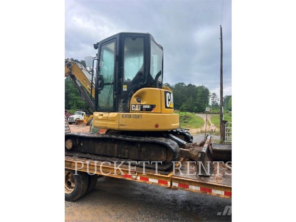 CAT 305E2CR حفارات زحافة