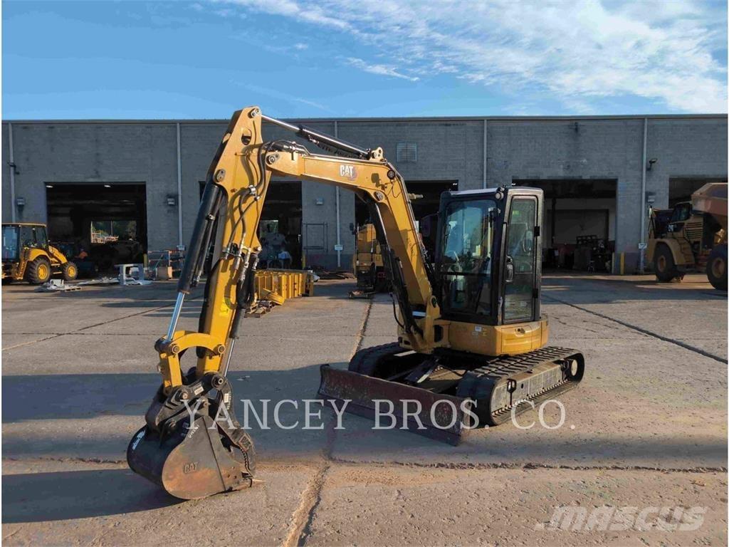 CAT 305E2CR حفارات زحافة