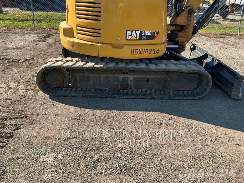 CAT 305E2CR حفارات زحافة