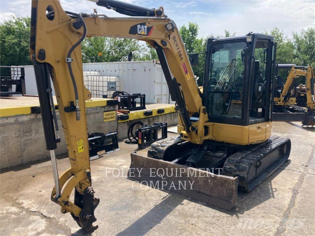 CAT 305E2LC حفارات زحافة