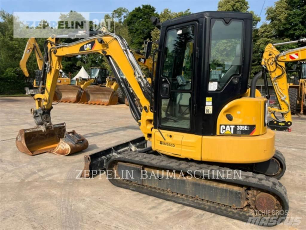 CAT 305ECR حفارات زحافة