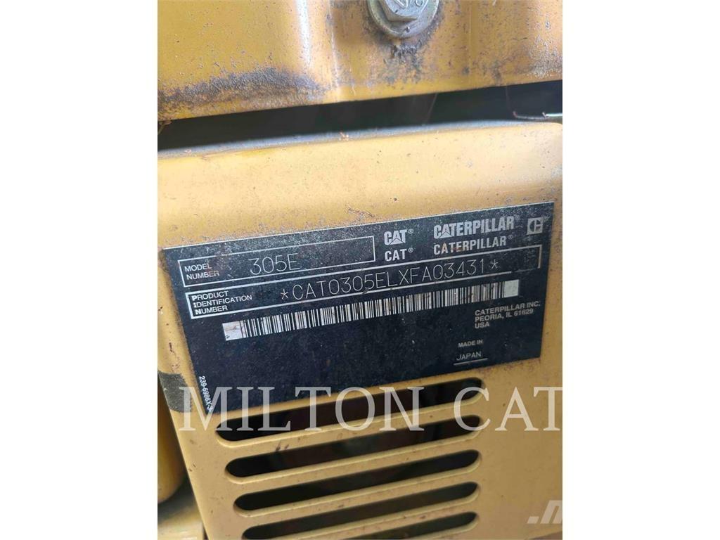 CAT 305ECR حفارات زحافة