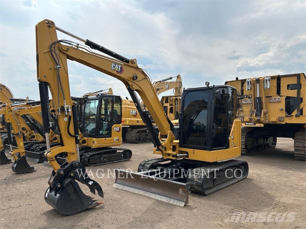 CAT 306 حفارات زحافة