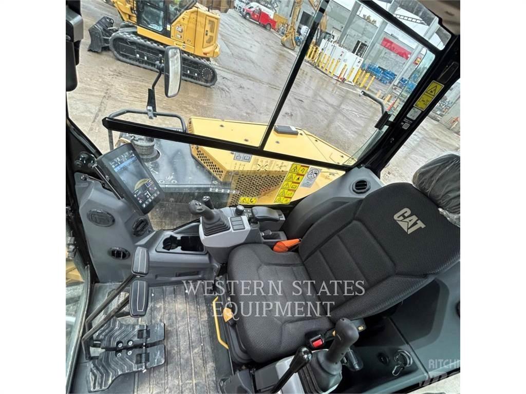 CAT 306 حفارات زحافة