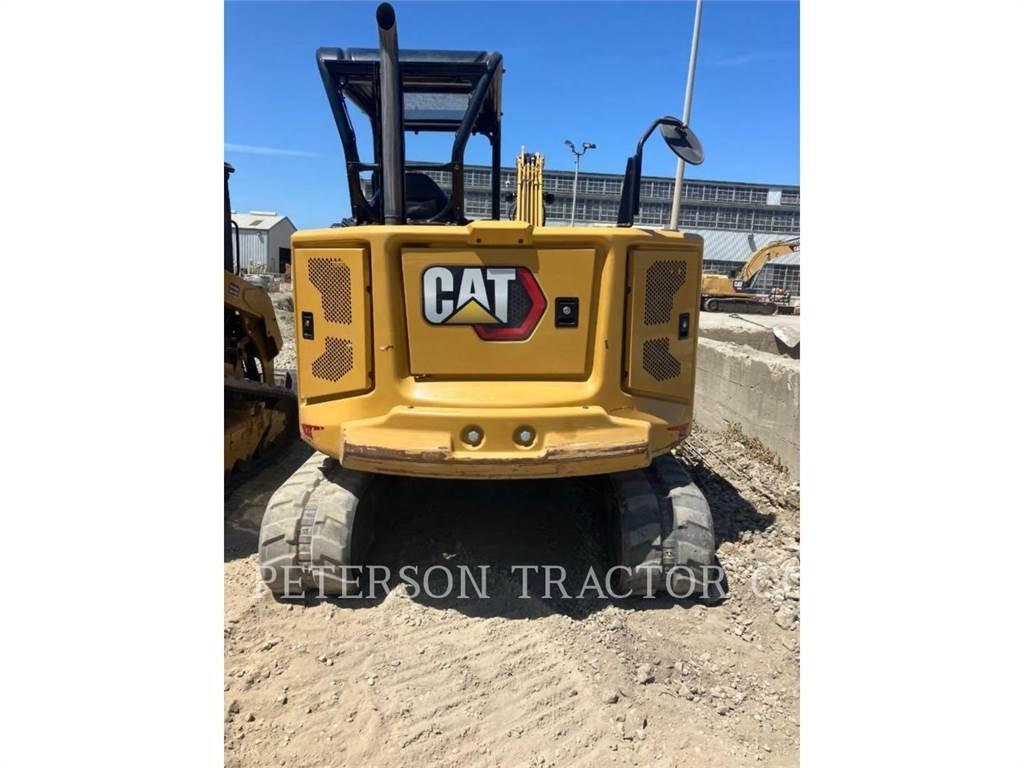 CAT 306 حفارات زحافة