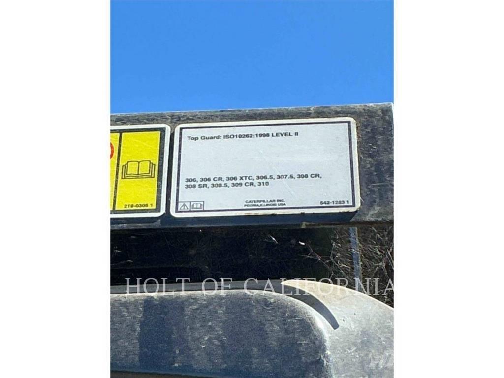 CAT 306 حفارات زحافة