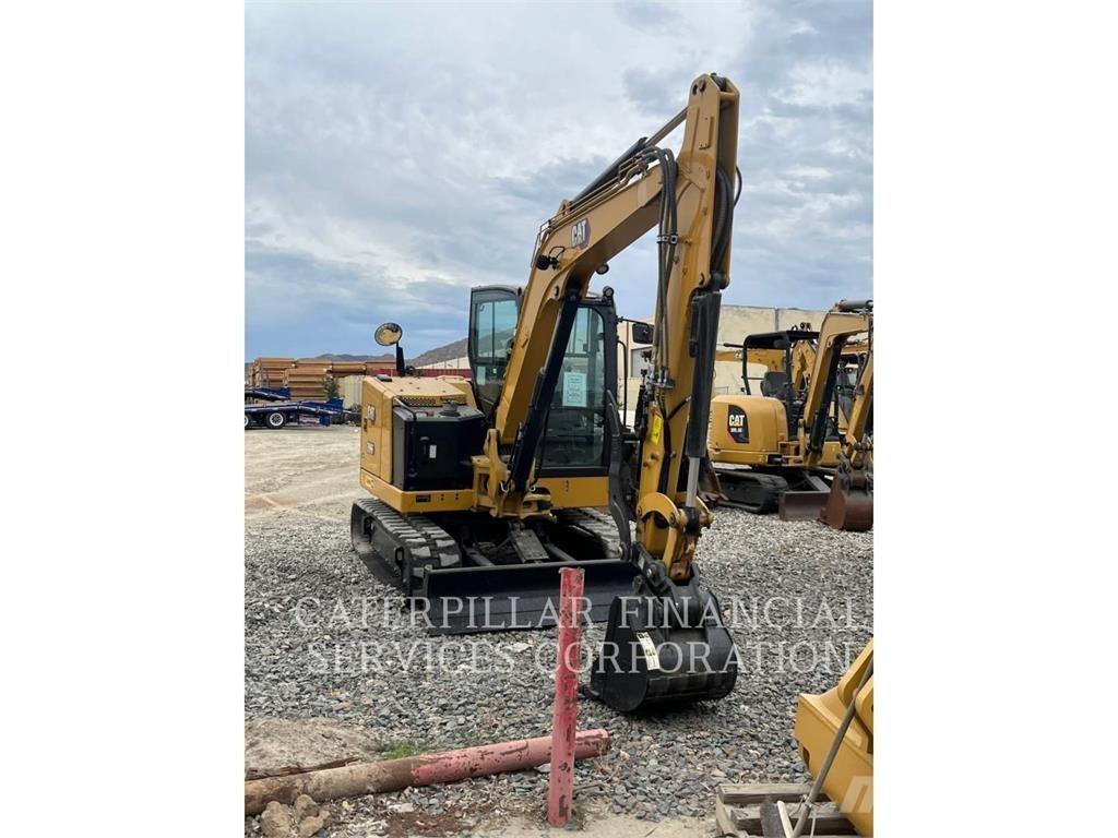 CAT 306 حفارات زحافة