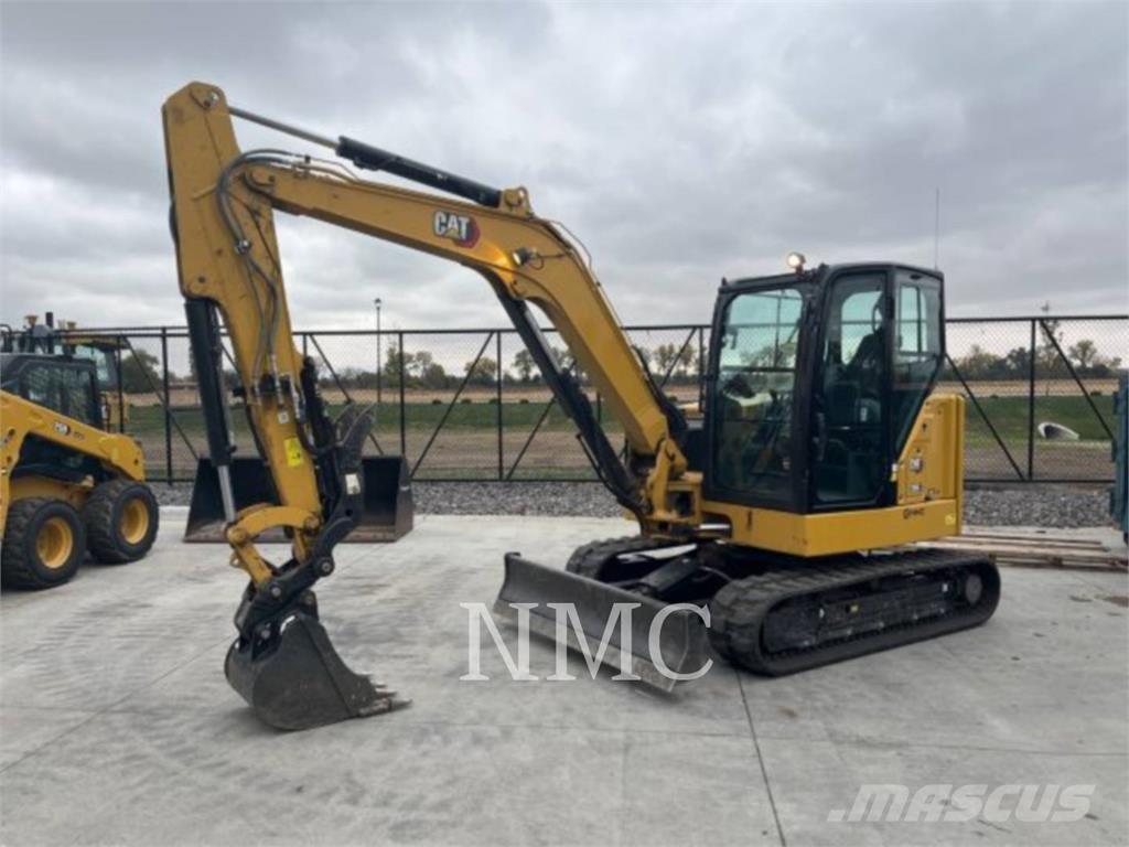 CAT 306 حفارات زحافة
