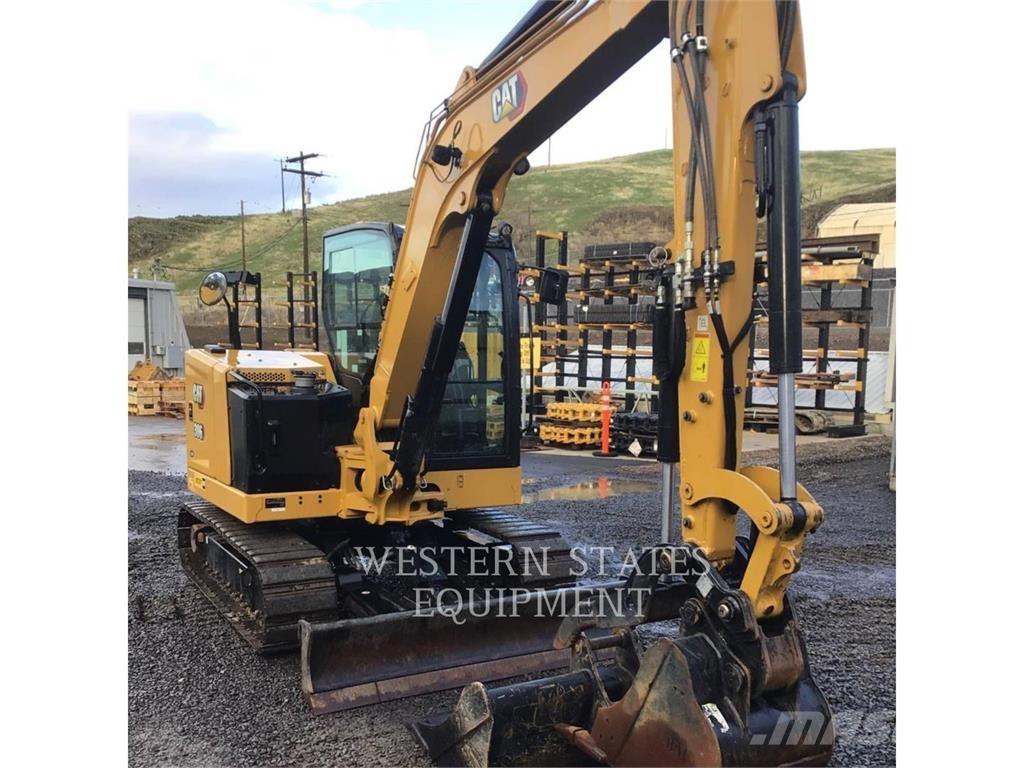 CAT 306 حفارات زحافة