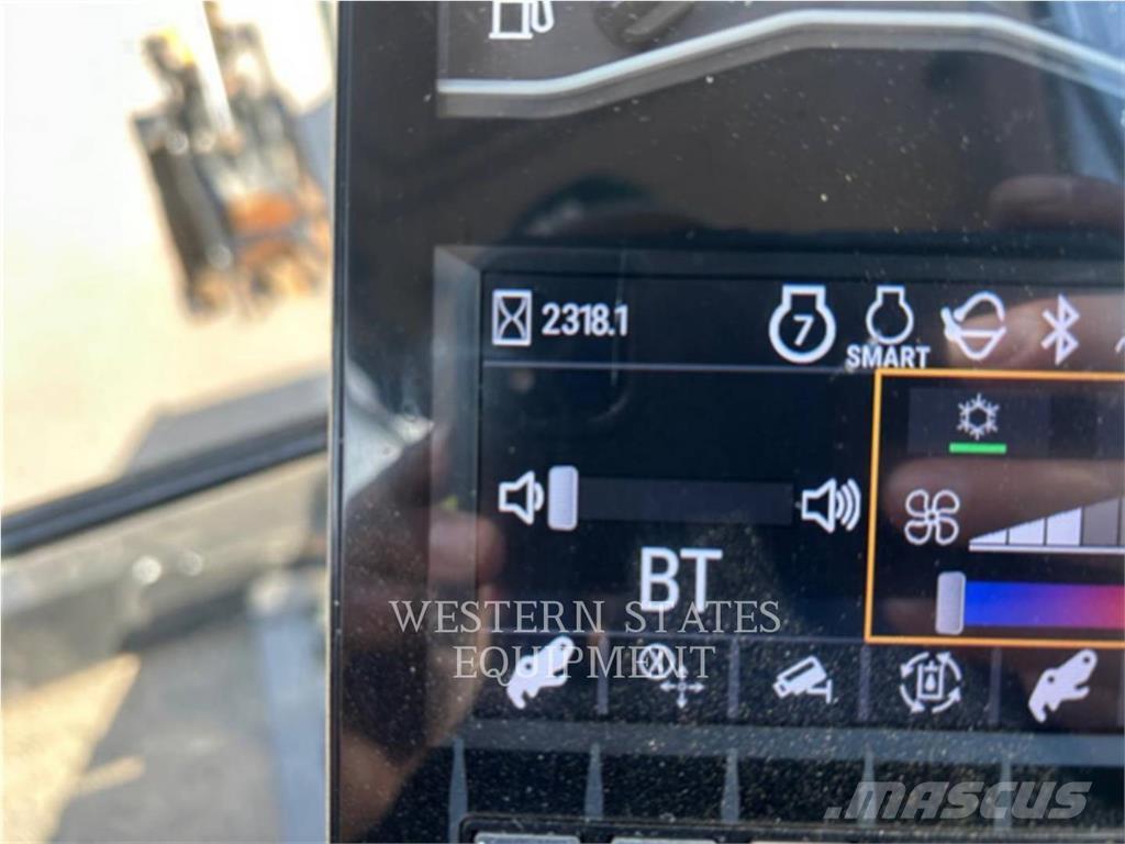 CAT 306 حفارات زحافة