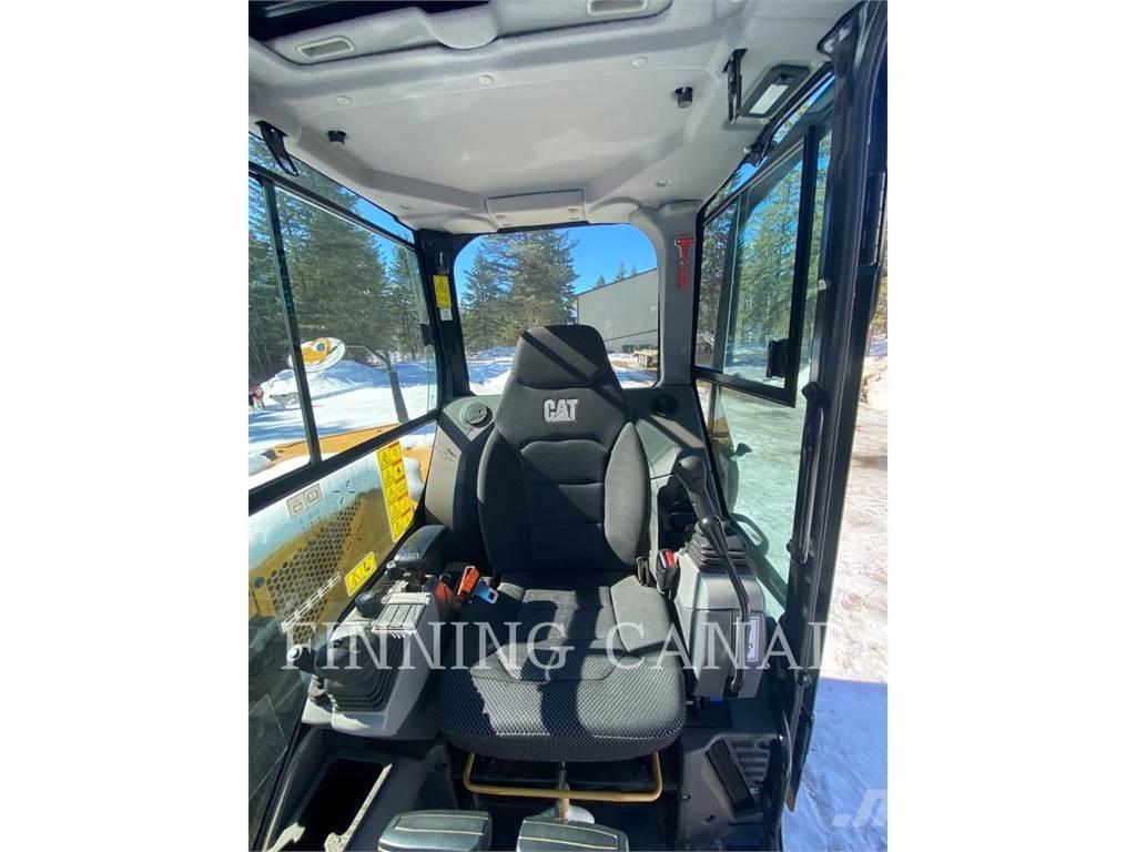 CAT 306-07 حفارات زحافة