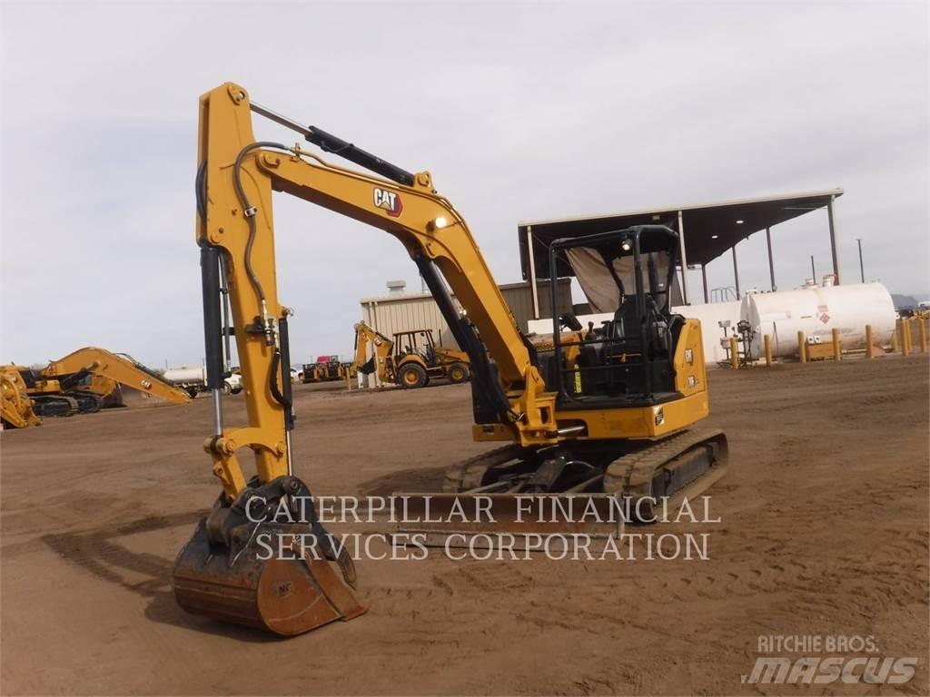 CAT 306-07CR حفارات زحافة