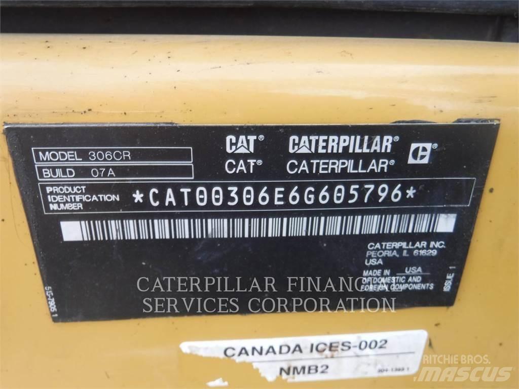 CAT 306-07CR حفارات زحافة