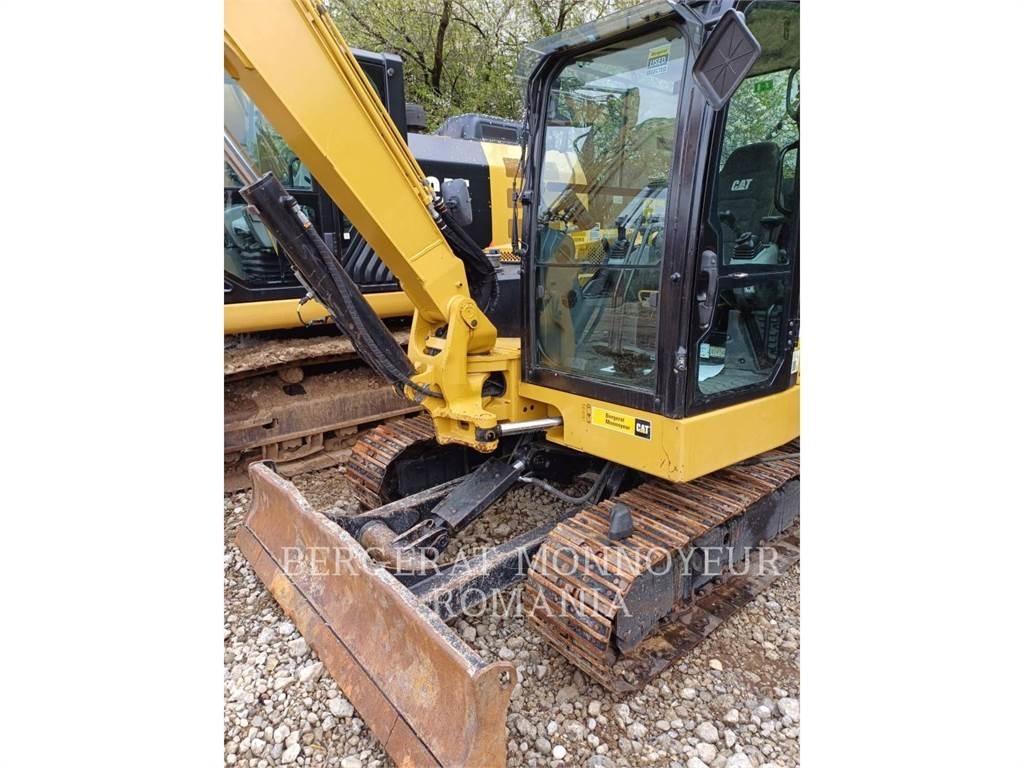 CAT 306-07CR حفارات زحافة