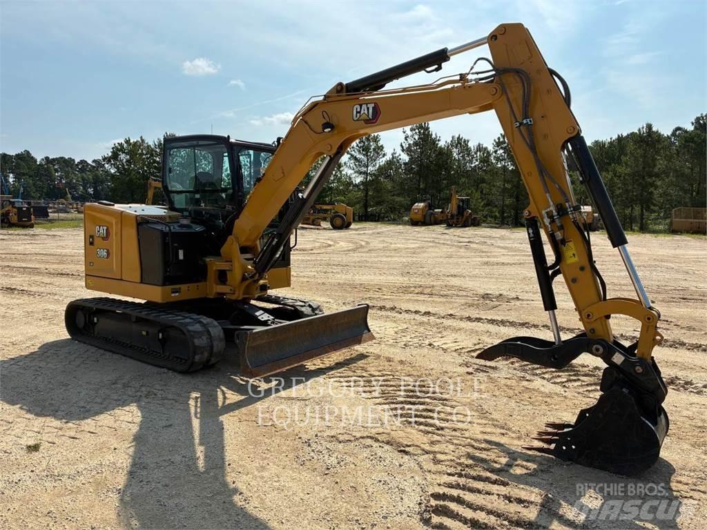CAT 306-07CR حفارات زحافة