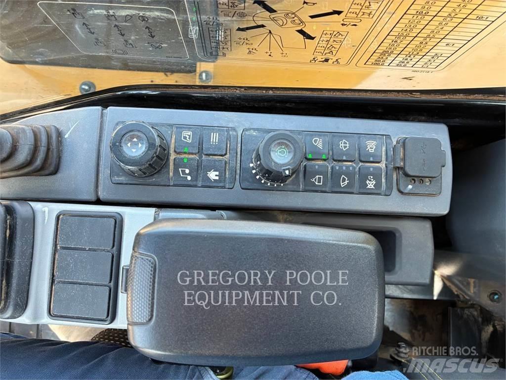 CAT 306-07CR حفارات زحافة