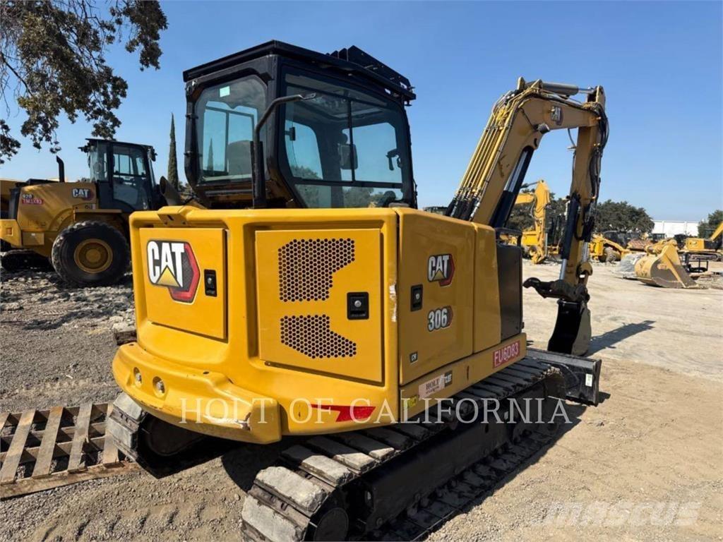 CAT 306-07CR حفارات زحافة